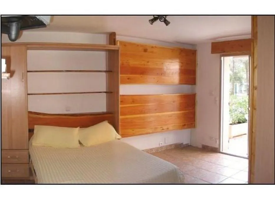 Semesterbostad Location Villa Et Studios Roquebrune-sur Argens