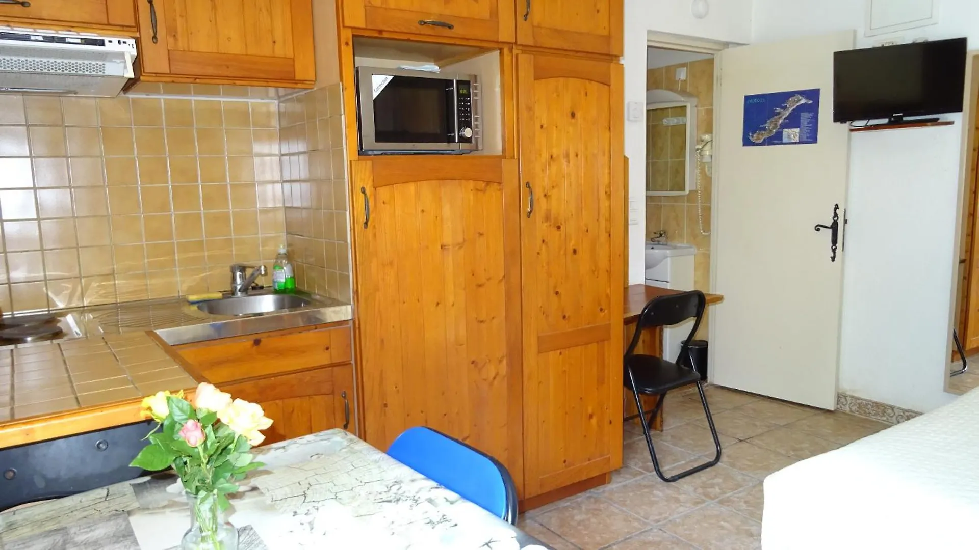 Semesterbostad Location Villa Et Studios Roquebrune-sur Argens